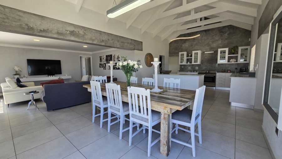 3 Bedroom Property for Sale in Da Gama Bay Western Cape